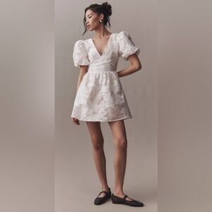 Elliatt Octavia White Puff Sleeve Mini Dress